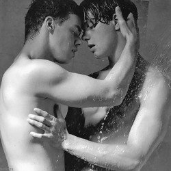 Не одни на всей планете (СИ) - "Андрромаха"